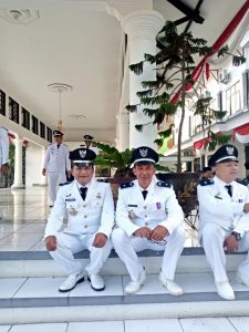 Tampak Poto : Kuwu Utama dan Kuwu Sukajaya