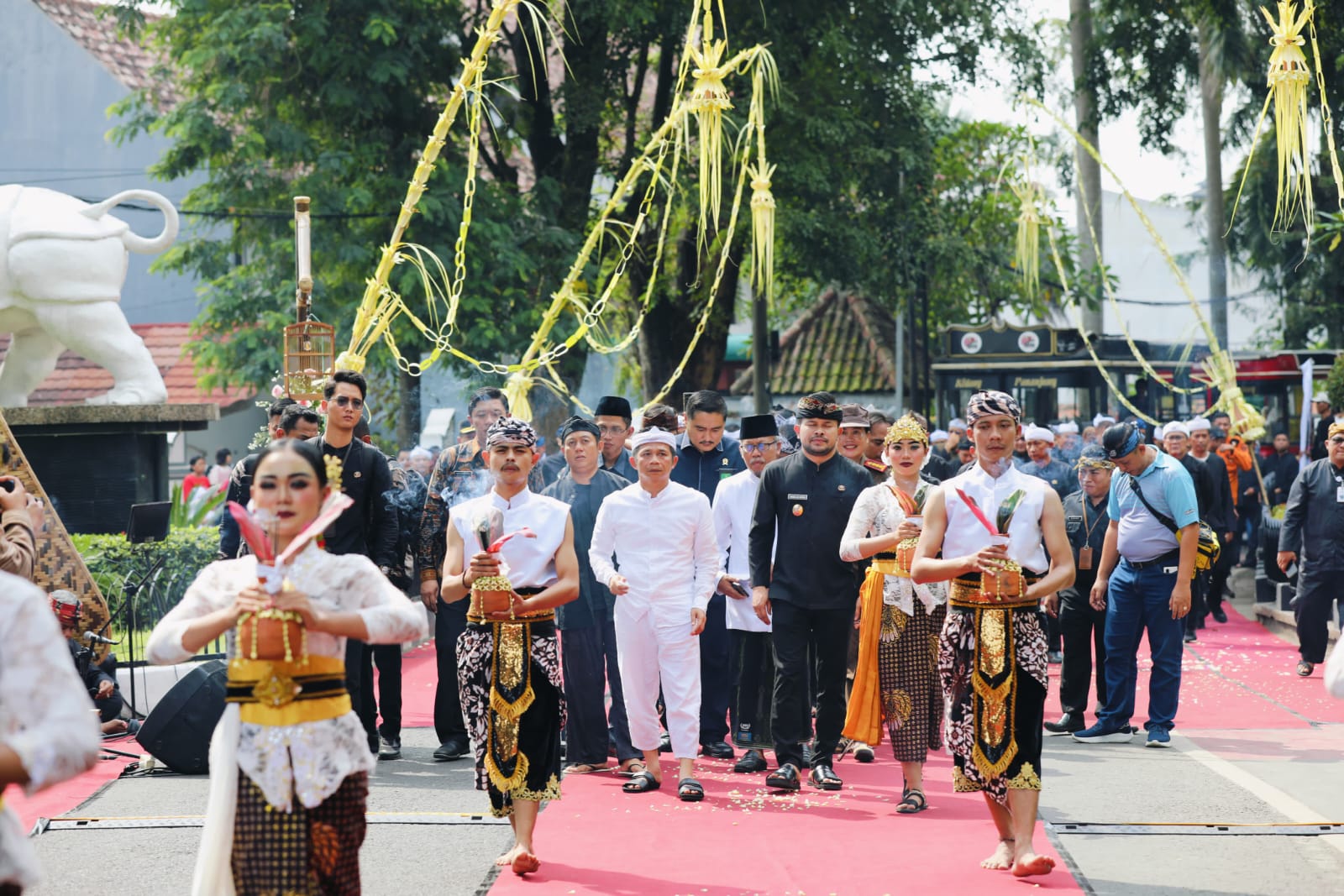Merayakan Sejarah dan Melestarikan Alam