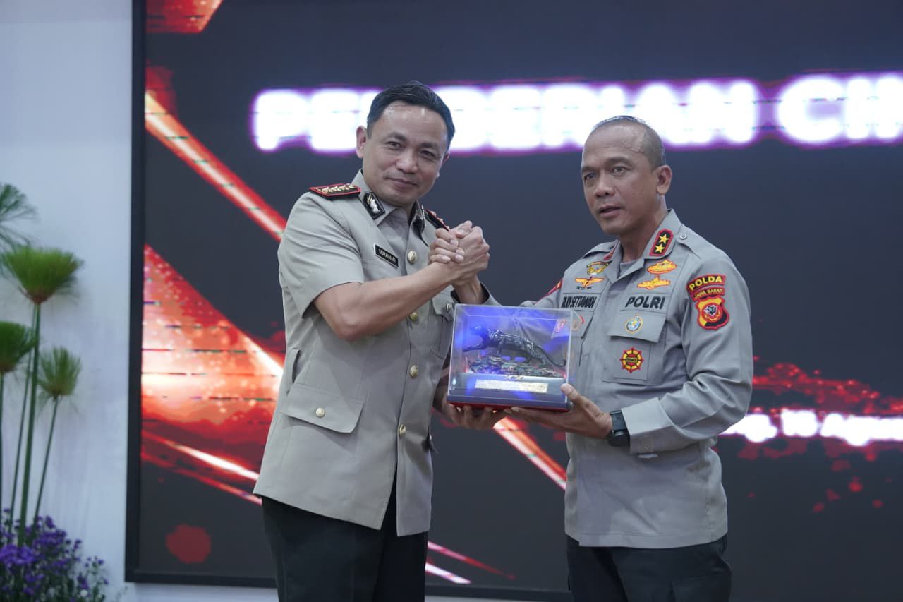 Kapolda Jabar Pimpin Pisah Sambut Dirreskrimum dan Pelantikan Kayanma