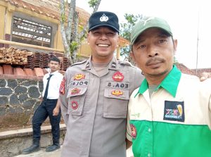 Eman Sulaeman Bersama Polsek Stempat