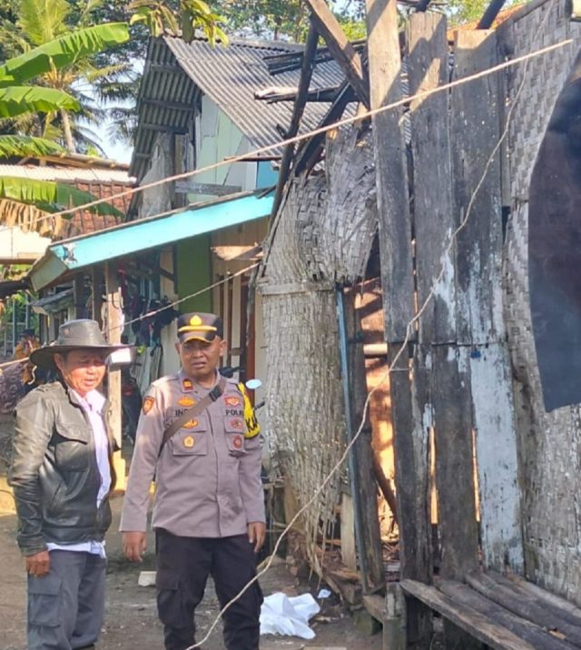 ‎*Dari Rutilahu Jadi Layak Huni, Polisi Bantu Warga Caringin.* ‎
