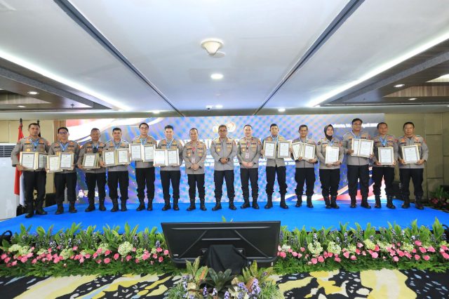 *Polda Jabar Raih Juara 1 E-Learning Sertifikasi Kehumasan di Rakernis Humas Polri 2026*