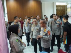 Polda Jabar Gelar Pemeriksaan Kesehatan Jelang Pendakian Gunung Gede Bersama Kapolda Jabar