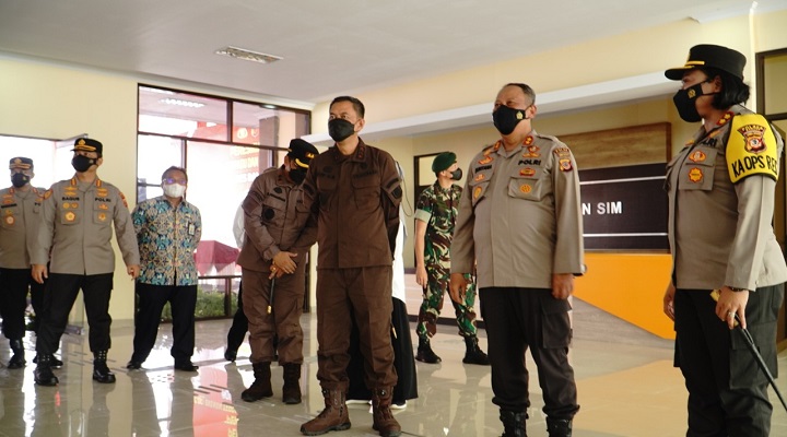 Kapolda Jabar Resmikan Gedung Pelayanan Terpadu Dan Barak Dalam Presisi Polres Banjar pelayanan