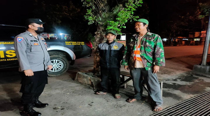 Kabid Humas Polda Jabar : Polisi Waspadai Aksi Kejahatan Dan Edukasi Prokes Melalui Patroli KRYD Aksi Kejahatan