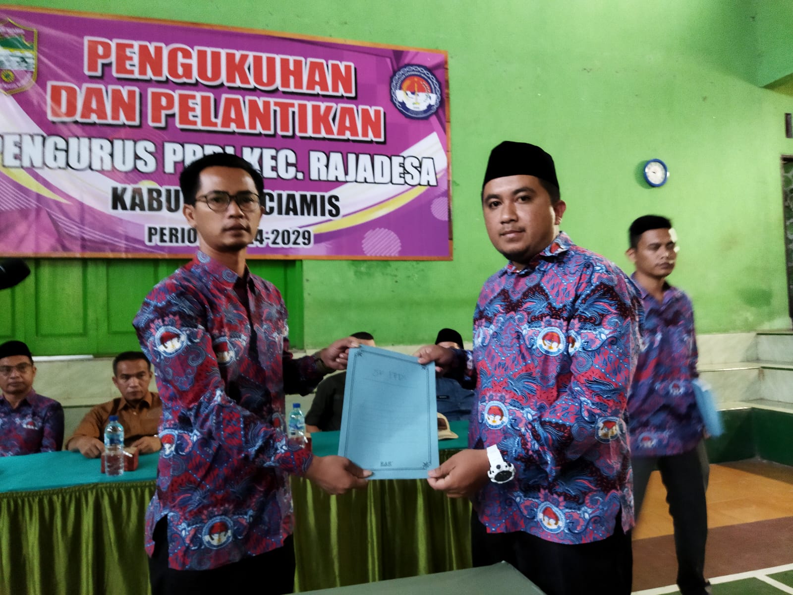 polda23 Pengukuhan dan pelantikan PPDI Rajadesa Oleh Ketua PPDI Kab Ciamis , Ahmad Himawan