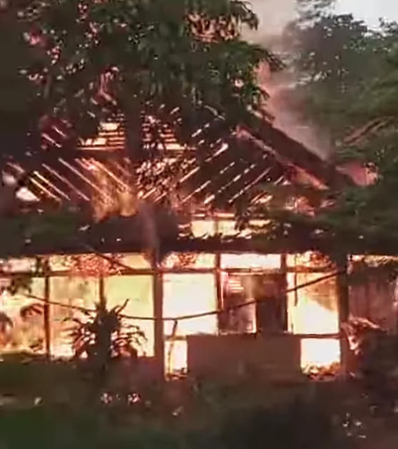 Rumah Ibu Aa 48 Tahun Warga Desa Sirnabaya Ludes Terbakar