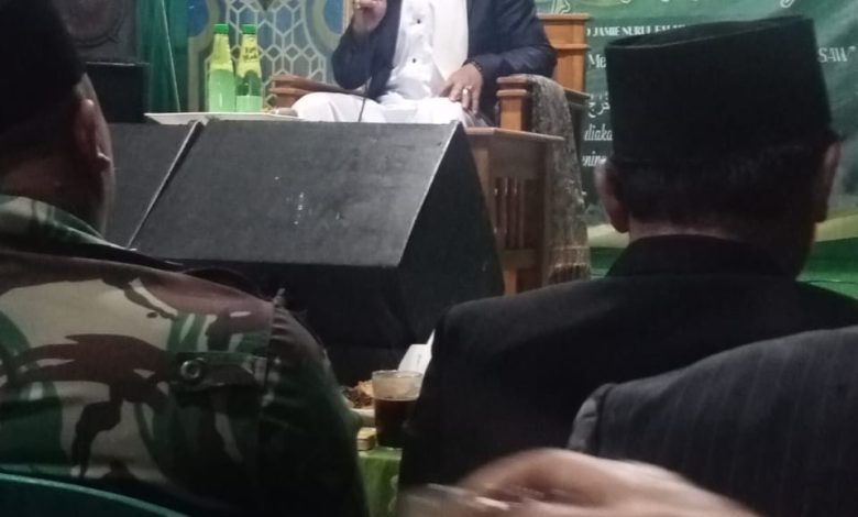 Al Muqarom Ust Aceng M Dimyatie