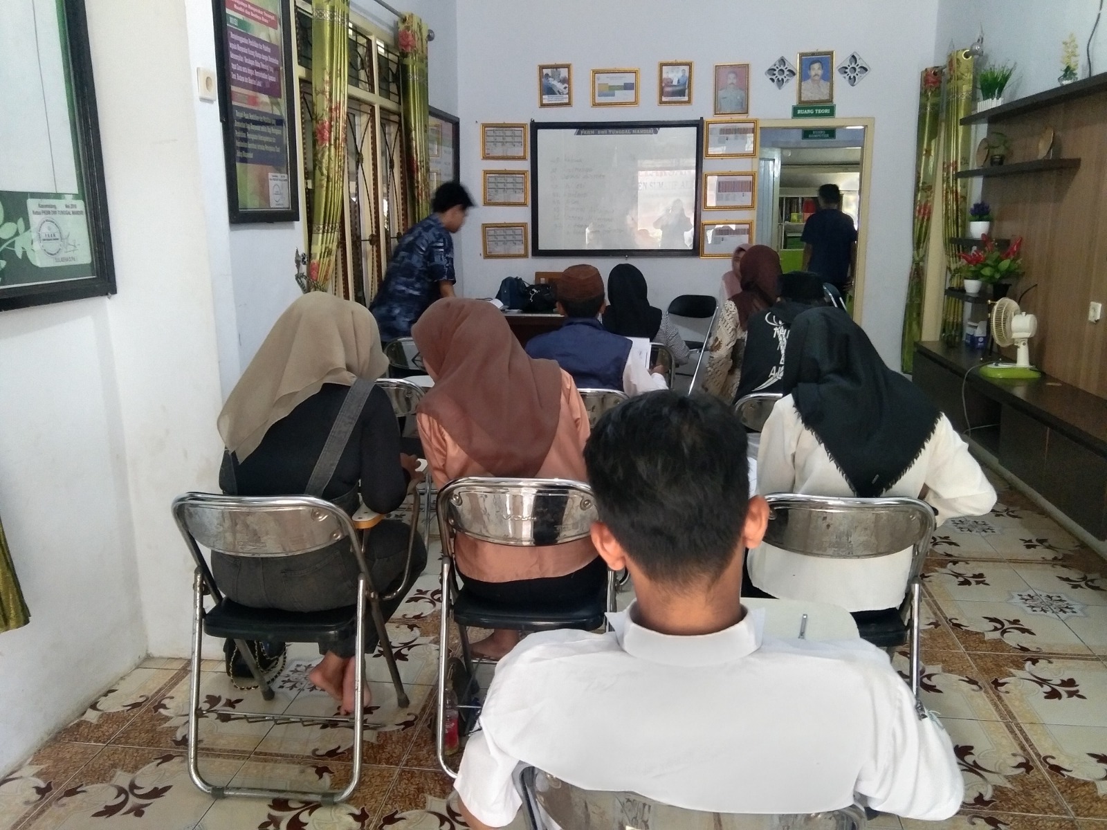 Pusat Kegiatan Belajar Masyarakat (PKBM) diperbolehkan Memiliki Warga Belajar dari luar Kota atau Domisili Warga Belajar Non Formal Kejar Paket Dwi Tunggal Mandiri, Dokumen Sergapreborn