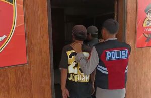 *Tindak Lanjuti Video Viral, Polisi Gerak Cepat Amankan Pelaku Pemalakan di Perlintasan Kereta Api Bojong Salam*