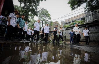 Monitoring Kelurahan Panjunan, Farhan: PKL Ditata, Drainase dan Sanitasi Dibenahi