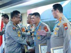 *Kabid Humas Polda Jabar Raih Juara 1 Cipta Trending Topik di Rakernis Humas Polri 2026*