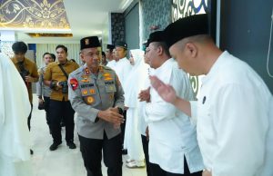 *Kapolda Jabar Lepas 120 Calon Jamaah Haji Keluarga Besar Polda Jabar*