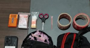  *Kurir Sabu Diciduk Polisi Ratusan Paket Siap Edar Diamankan Polisi* 