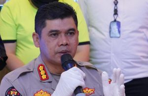 *Polda Jabar Tetapkan 6 Tersangka Pembakaran Pos Polisi Cikapayang, Barang Bukti Bom Molotov Disita*
