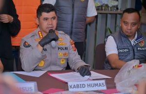 Jejak Sidik Jari di Pintu Geser dan Botol Obat Nyamuk Bongkar Alibi Pembantai Satu Keluarga di Paoman