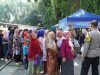 Jumat Berkah, Polisi Berikan Pengobatan dan Makan Gratis Kepada Ratusan Warga di Alun-Alun Soreang