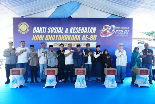 Sambut Hari Bhayangkara ke-80, Wakapolri dan Akpol ’90 Dhira Brata Gelar Bakti Sosial dan Kesehatan di Bogor