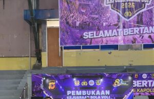 Smesh Keras Pada HUT Bhayangkara Ke-80, Polda Jabar Resmi Buka Turnamen Voli Antar Satker dan Satwil di GOR Trilomba Juang Bandung