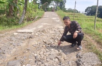 Warga Keluhkan Jalan Nagarajaya, Nagarajati Blok Cigerang Rusak Parah