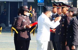 Hari Bhayangkara Ke-80, Polda Jabar Berikan Penghargaan untuk Anggota Berprestasi