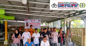 Wujud Kepedulian, Cakades Tamanrahayu Bang Jibril Gandeng Yayasan Al-Fityan Salurkan Bantuan 20 Kursi Roda