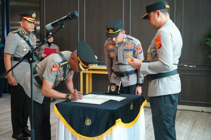 Kapolda Jabar Pimpin Sertijab Karo Ops, Perkuat Kepemimpinan Operasional Menuju Polri Presisi