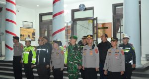 Patroli Gabungan Polrestabes Bandung Perkuat Kamtibmas, Amankan Senjata Tajam, Obat Terlarang, dan Ratusan Kendaraan Berknalpot Bising
