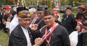 Maknai HUT ke-81 RI, Kabid Humas Polda Jabar Raih Galunggung Award 2026 atas Pelestarian Budaya