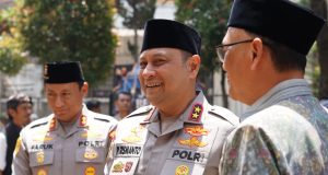 Kapolda Jabar Turun Langsung Dekati Warga Lewat Jum’at Keliling, Pesan Kamtibmas Menggema di Cimahi