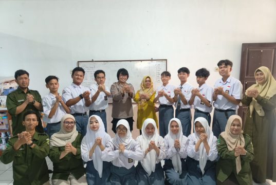 Polda Jabar Dorong Sinergi Orang Tua dan Sekolah dalam Parenting di SLBN Cileunyi