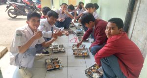 Dapur SPPG Bojonglongok 3 Salurkan MBG Berlajan Lancar dan Tertib