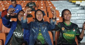 Penonton Sampaikan Apresiasi kepada Polda Jabar, Pengamanan Sepakbola di Sijalak Harupat Aman dan Tertib
