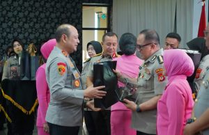 Polda Jabar Gelar Pisah Sambut Pejabat Utama dan Kapolresta, Wujudkan Rotasi Kepemimpinan dan Semangat “Jaga Rawat Jawa Barat”