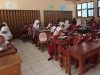Dapur SPPG Bojonglongok 2 Salurkan MBG : 253 Siswa SDN Ciburial Parakansalak Sambut Dengan Gembira…