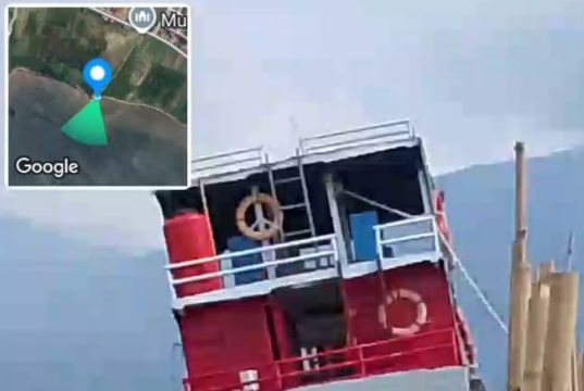 Uang Rakyat Dikaramkan !! Kapal Wisata Rp1,2 Miliar di Danau Kerinci Jadi Bangkai