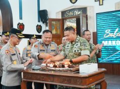 Perkokoh Sinergitas TNI-Polri, Wakapolda Jabar Hadiri Peringatan HUT ke-81 TNI di Makodam III/Siliwangi