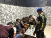 Polresta Bandung Gelar Razia Gabungan di Cangkuang, Puluhan Obat Keras Disita dan Satu Orang Positif Narkoba