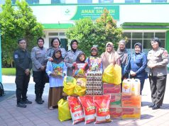 Sambut HUT Humas Polri ke-75, Bid Humas Polda Jabar Gelar Baksos ke Panti Asuhan Anak Sholeh Bandung